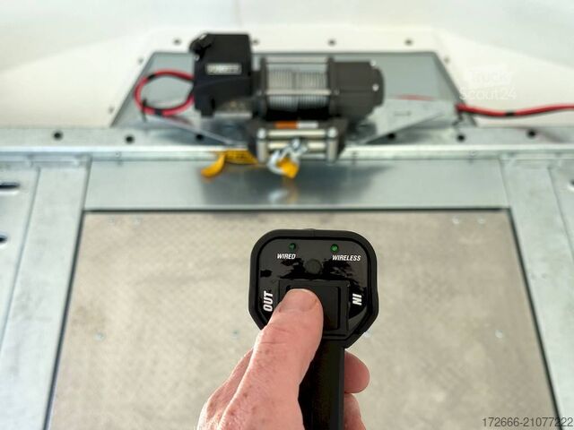 Autotransporter varevogn Brian James Trailer RACE SPORT 341-5521-35-2-12-B 550X210X196CM 3500KG GESCHLOSSENER AUTOTRAILER | SCHWARZ