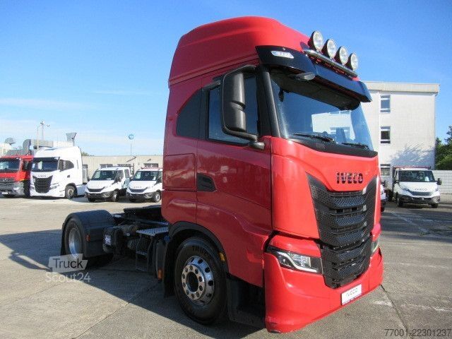 Standart çekici ünitesi IVECO AS440S48T/P / Retarder / Silo-Kompressor