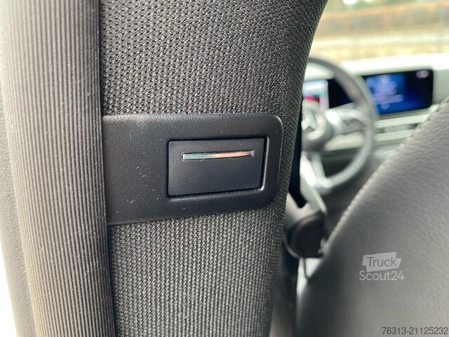 Kleinbus Mercedes-Benz V 300 AVANTGARDE Lang *Dstronic*Leder*AHK2,5t