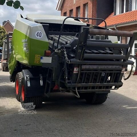 Balenpers (landbouw) CLAAS Quadrant 3200 FineCut