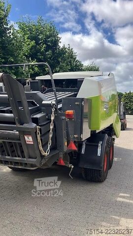Balenpers (landbouw) CLAAS Quadrant 3200 FineCut