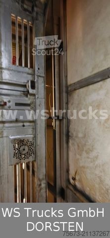Livestock semitrailer MENKE-JANZEN Menke 3 Stock Hubdach Liftachse  Vollalu Lüfter
