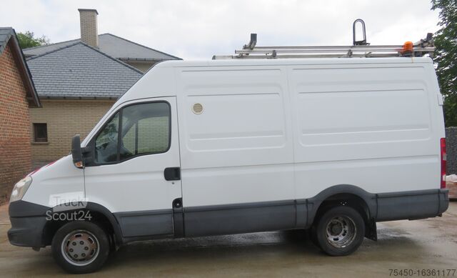 високий фургон Iveco Daily 50