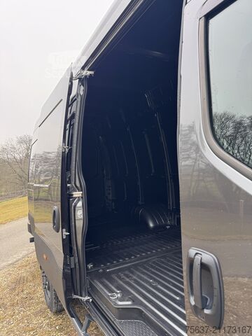 Fourgon tôlé Iveco MY24 IVECO DAILY 4x4 VAN 70S18H A8 WX -