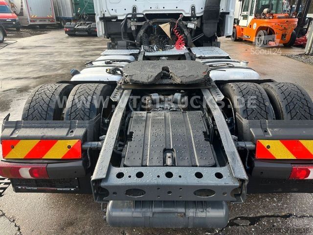 Zapreminski vučni traktor MERCEDES-BENZ Actros 1845 Euro6 4x2 Voll-Luft