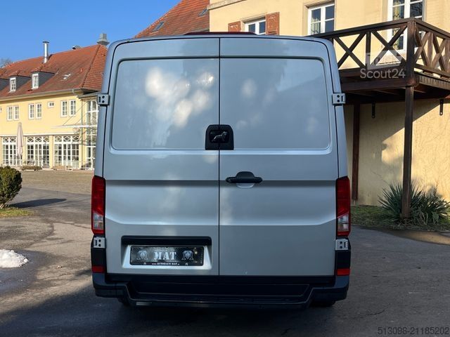 Fourgon tôlé MAN TGE 3.140 AUTOMATIK KLIMA MASSAGE PDC