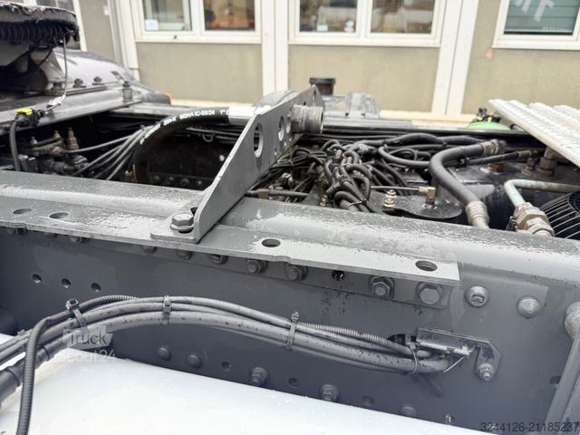 Standardowy ciągnik siodłowy MAN TGX 18.400BLS/Hydrodrive/4X4/Kipphydr./GermanTÜV