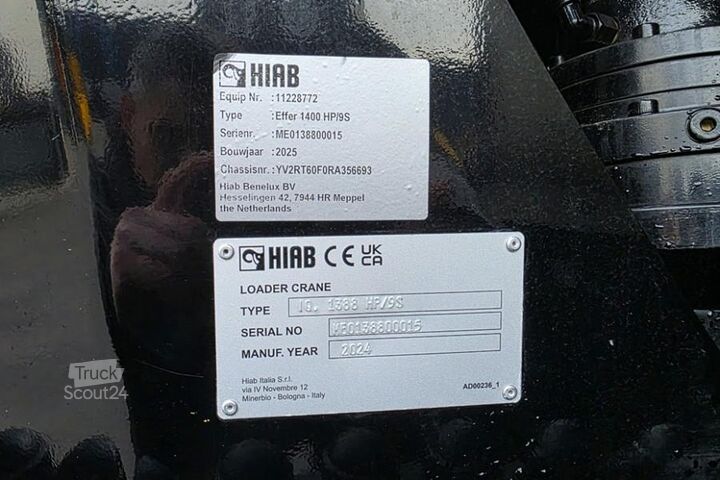 Grua todo-o-terreno Volvo FH540 8X2 WITH HIAB 140TM CRANE Dutch Registration