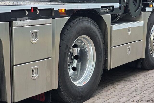 Nosturi maastossa Volvo FH540 WITH HIAB 140TM CRANE Dutch Registrati