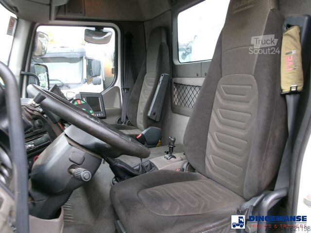 Balayeuse DAF LF 55.220 4x2 Scarab sweeper