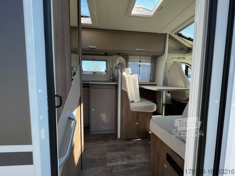 Напівінтегрований кемпер Carado T 448