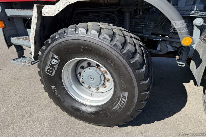 Camion benne à bras amovible Mercedes-Benz Actros 4143 8x8 Abrollkipper