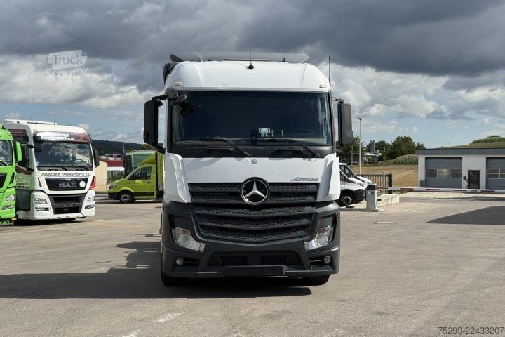 Camión con caja móvil Mercedes-Benz Actros 1842 BDF / Swiss-Vehicle