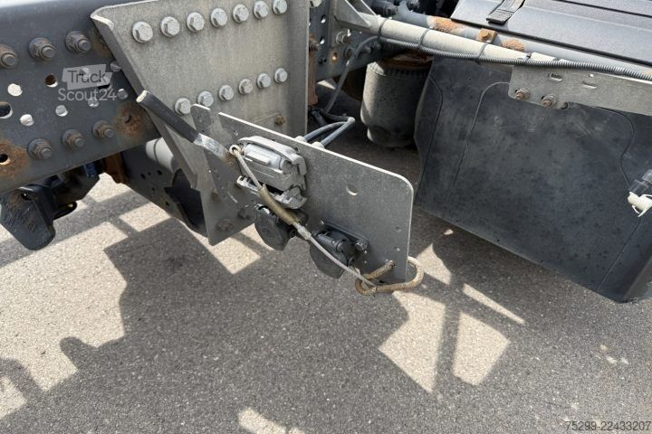 Camión con caja móvil Mercedes-Benz Actros 1842 BDF / Swiss-Vehicle