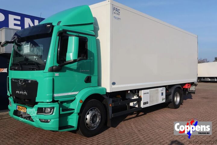 Transport réfrigéré/congélé MAN TGM 18.320 Koel/Vries + 2000kg klep Thermoking ...