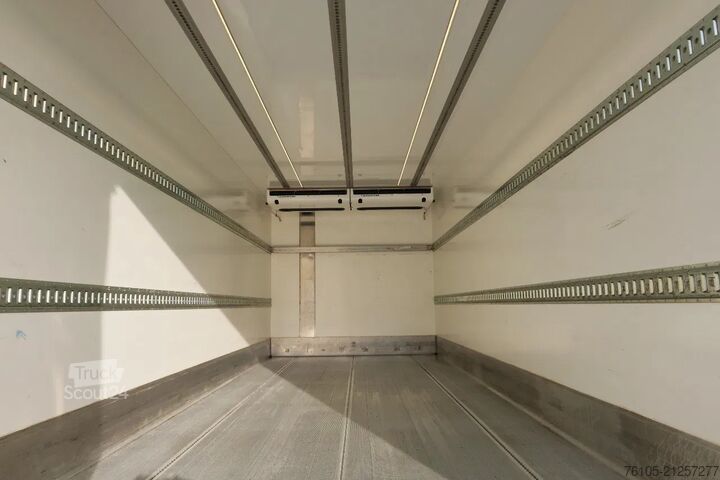 Transport réfrigéré/congélé MAN TGM 18.320 Koel/Vries + 2000kg klep Thermoking ...