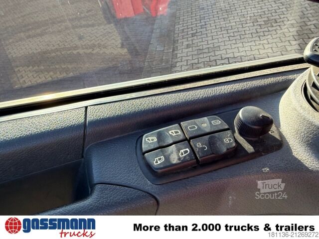 Șasiu de camion Mercedes-Benz Atego 1323 A 4x4, 2x AHK