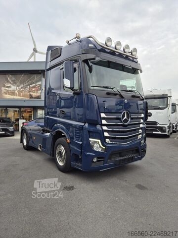 Стандартний трактор Mercedes-Benz Actros 1851 with Retarder