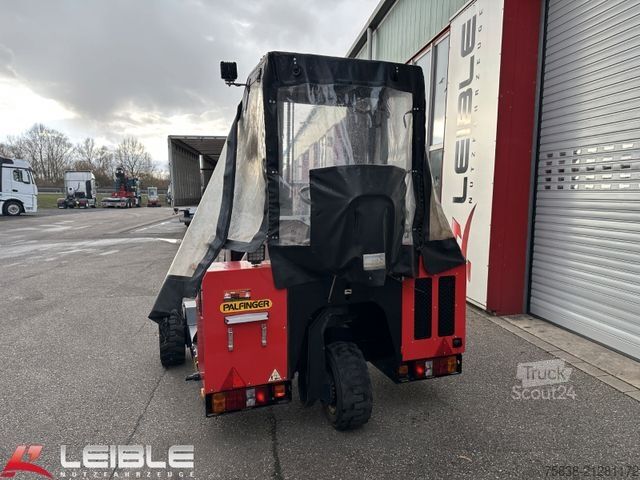 Carretilla elevadora PALFINGER F3-203 GT-S*2t Mitnahmestapler*24,5kW*2.743h