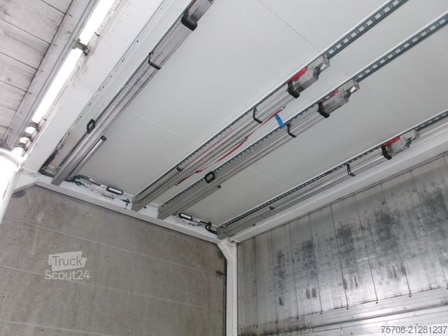 Semirreboque para bebidas  13,6 m Wingliner Aufbau*Lenkachse*LBW*ohne Runge