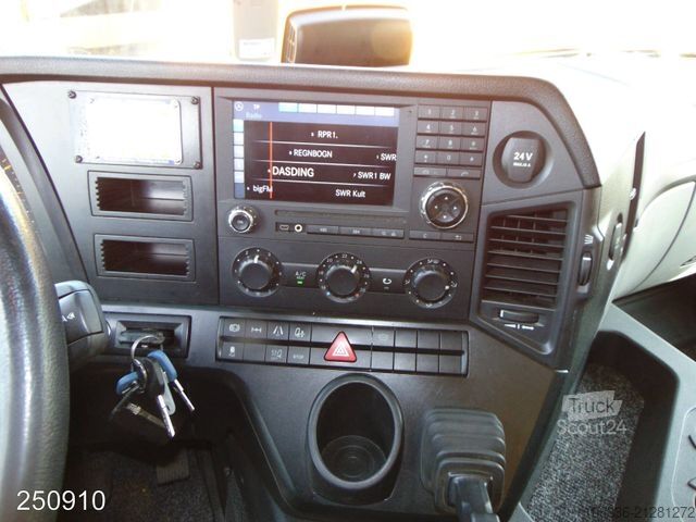 Camion frigorifique MERCEDES-BENZ ANTOS 1833L 3-Zonen Kühlkoffer*LBW