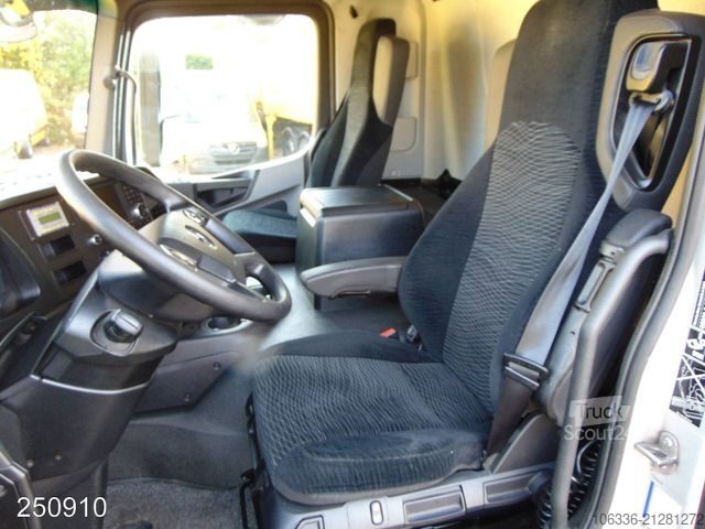 Camion frigorifique MERCEDES-BENZ ANTOS 1833L 3-Zonen Kühlkoffer*LBW