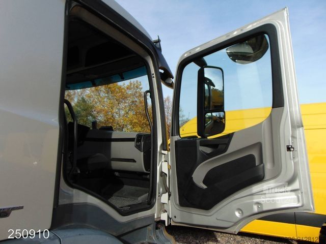 Camion frigorifique MERCEDES-BENZ ANTOS 1833L 3-Zonen Kühlkoffer*LBW