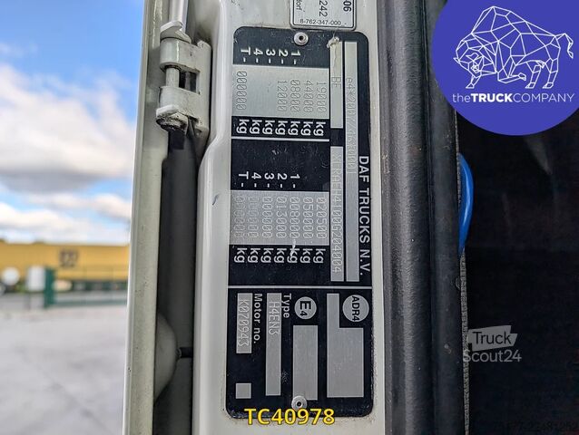 Chassis com cabina DAF XF 450