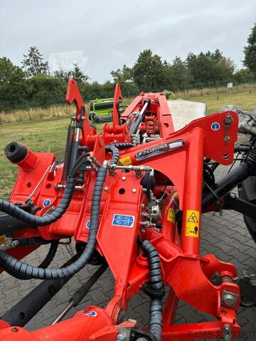Kaszaegység Kuhn GMD 9530-FF