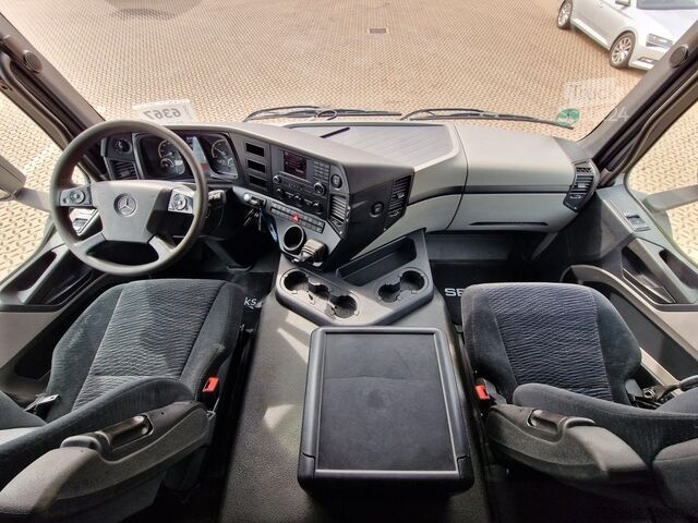 Φορτηγό εναλλασσόμενου αμαξώματος MERCEDES-BENZ Antos 1840 | Ladebordwand