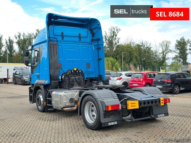 Ελκυστήρας μεγάλου όγκου IVECO Stralis 400 / Intarder