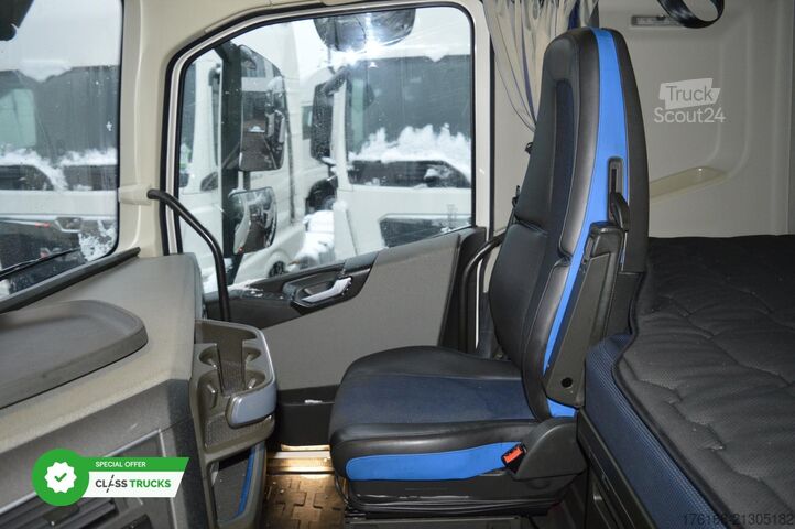 Standardni vlačilec VOLVO FH 460 Globetrotter XL i-Save SideSkirts