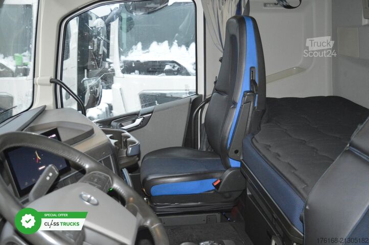 Standardni vlačilec VOLVO FH 460 Globetrotter XL i-Save SideSkirts