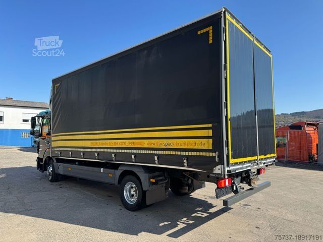 Transportador con plataforma y toldo MERCEDES-BENZ 824 L + Anhänger