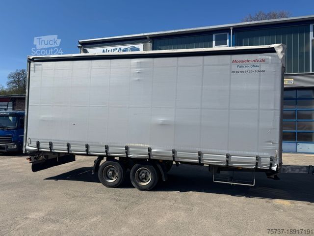 Plachtová dodávka MERCEDES-BENZ 824 L + Anhänger
