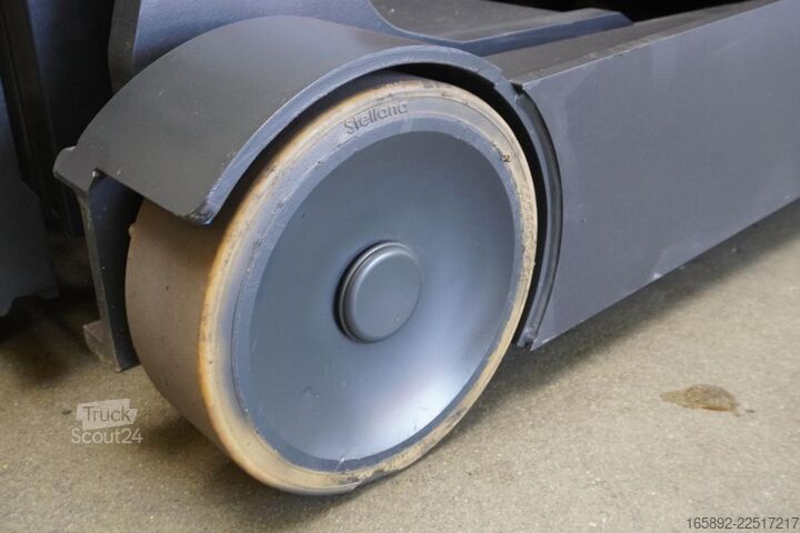 риичтрак Linde R 14 B ION 1120