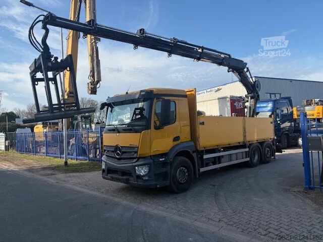 Kamion sa kranom Mercedes-Benz Antos 2540