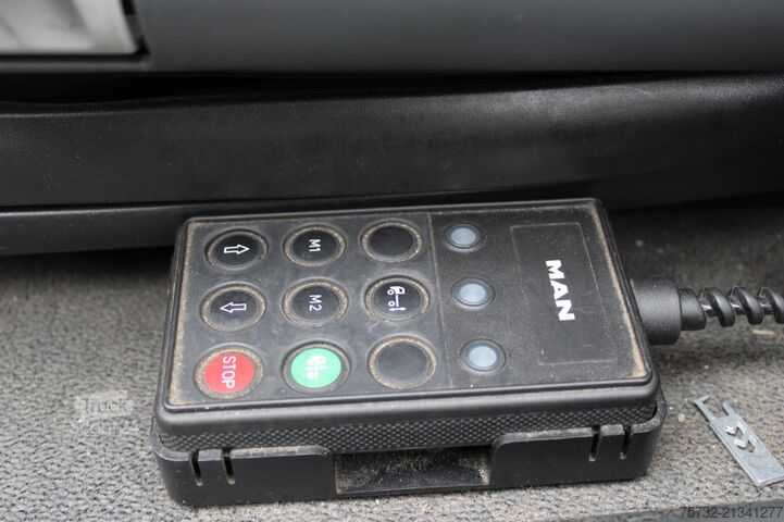 Skříňová dodávka MAN TGL 8.180 E6 Koffer 6,1m 3 Sitze   Schalter