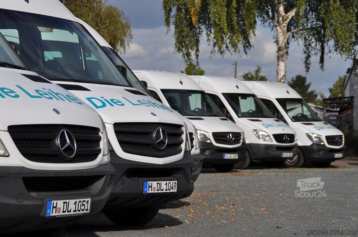 Furgon z wysokim dachem Mercedes-Benz Sprinter
