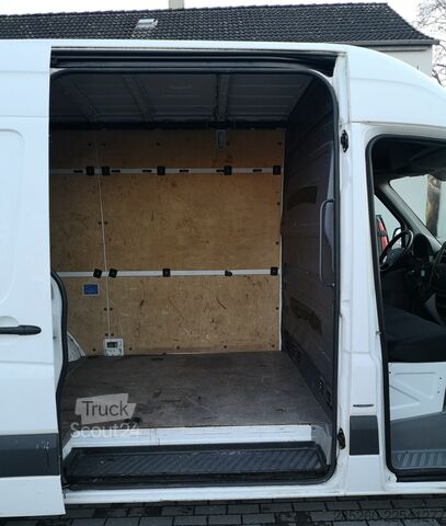 Dubă cu acoperiș înalt Mercedes-Benz Sprinter