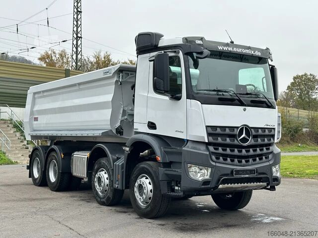 Kipper Mercedes-Benz Arocs 4145 Mercedes-Benz AROCS 5 4145 8X4 E6e E...