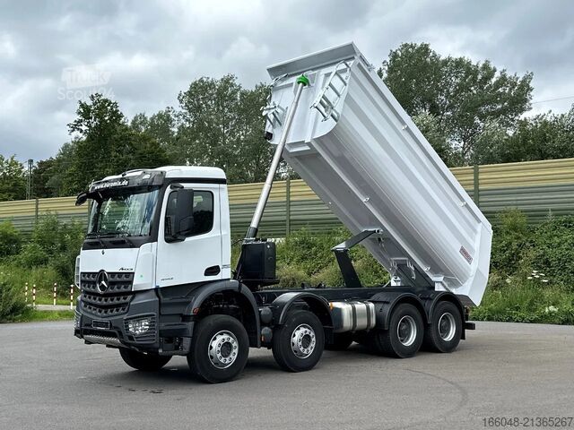 Kipper Mercedes-Benz Arocs 4142 Mercedes-Benz 4142 8X4 Mulden- Kippe...