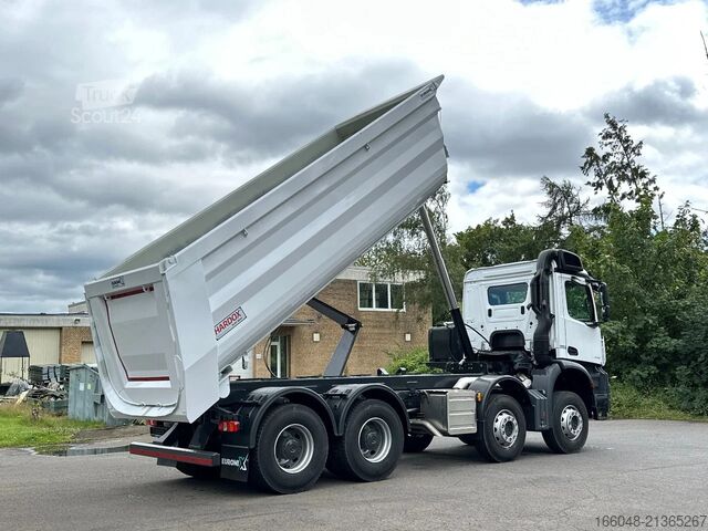 Kipper Mercedes-Benz Arocs 4142 Mercedes-Benz 4142 8X4 Mulden- Kippe...