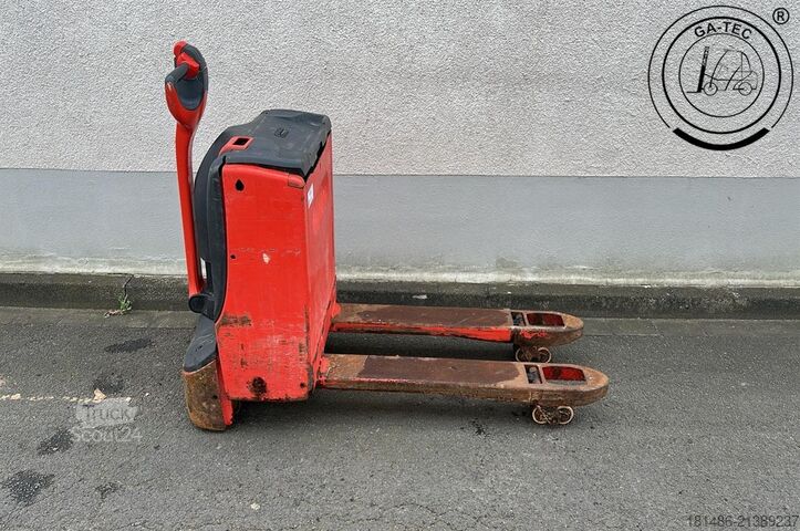 Porta-paletes manual Linde T18