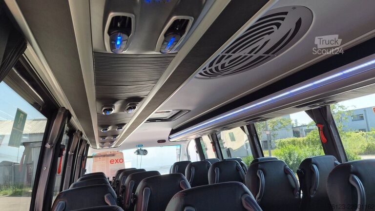 Minibüs IVECO 2x Daily 70 Lagerfahrzeug Ferqui Sunrise 2,5 m B
