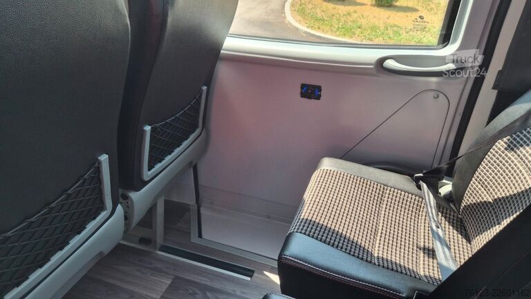 Minibüs IVECO 2x Daily 70 Lagerfahrzeug Ferqui Sunrise 2,5 m B