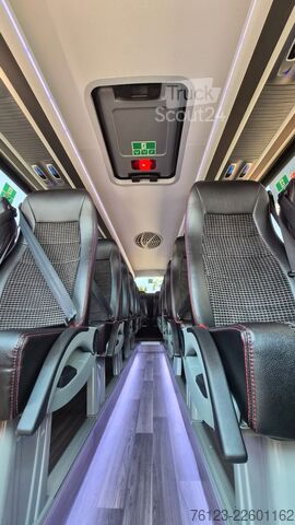 Minibüs IVECO 2x Daily 70 Lagerfahrzeug Ferqui Sunrise 2,5 m B