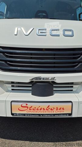 Minibüs IVECO 2x Daily 70 Lagerfahrzeug Ferqui Sunrise 2,5 m B