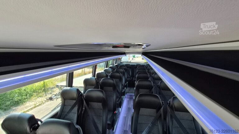 Minibüs IVECO 2x Daily 70 Lagerfahrzeug Ferqui Sunrise 2,5 m B