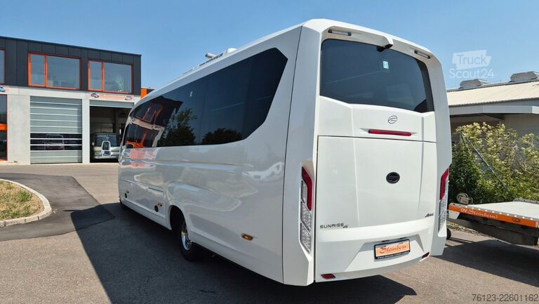 Minibüs IVECO 2x Daily 70 Lagerfahrzeug Ferqui Sunrise 2,5 m B